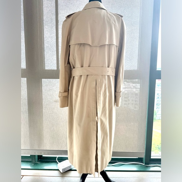 Vintage Burberry Trench Coat - Picture 5 of 16